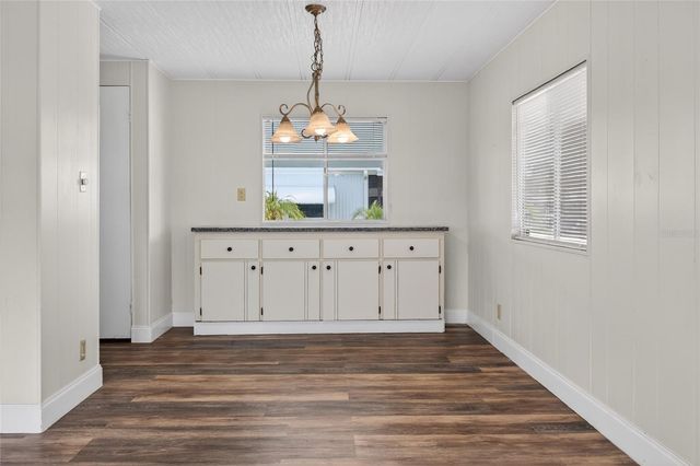 498 LONGWOOD DRIVE, Venice, FL 34285