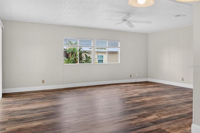498 LONGWOOD DRIVE, Venice, FL 34285