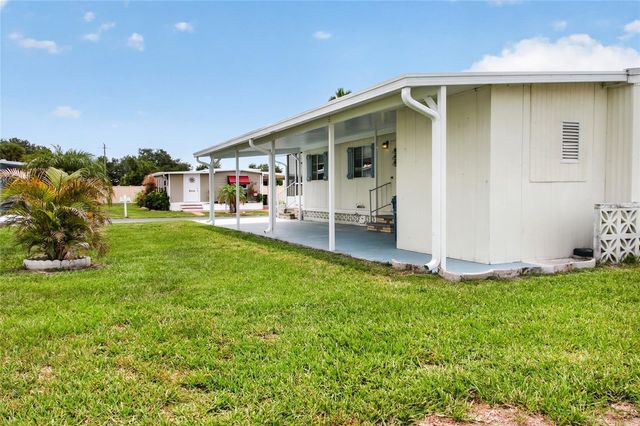 498 LONGWOOD DRIVE, Venice, FL 34285