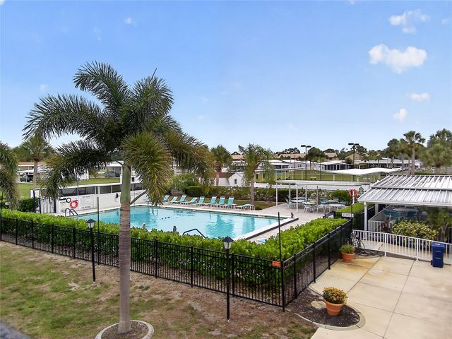 498 LONGWOOD DRIVE, Venice, FL 34285