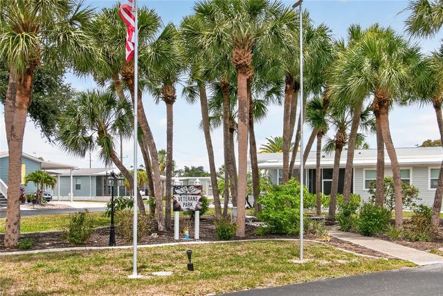 498 LONGWOOD DRIVE, Venice, FL 34285