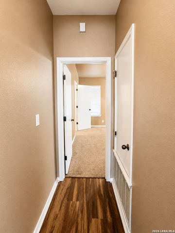 9006 Pinseeker, Selma, TX 78154