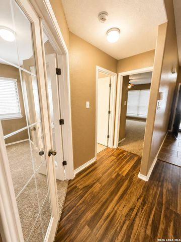 9006 Pinseeker, Selma, TX 78154