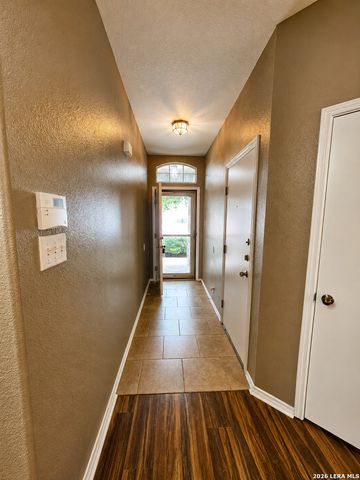 9006 Pinseeker, Selma, TX 78154