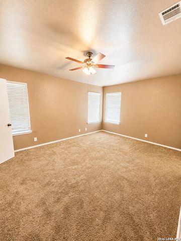 9006 Pinseeker, Selma, TX 78154