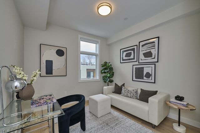 471 Somerville Ave 3, Somerville, MA 02143