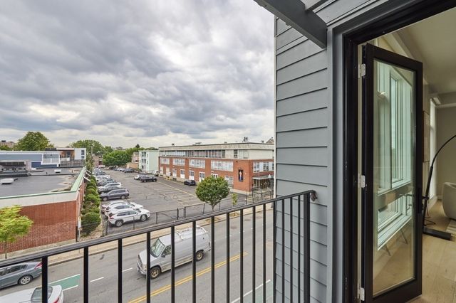 471 Somerville Ave 3, Somerville, MA 02143