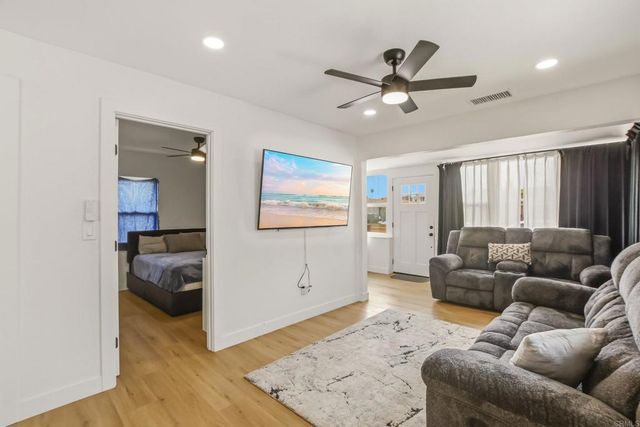 519 S 33Rd Street, San Diego, CA 92113