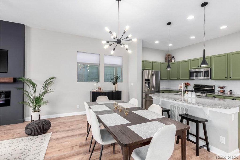 Image 13 of property listing at 1440 W 67th Avenue, Denver, CO 80221