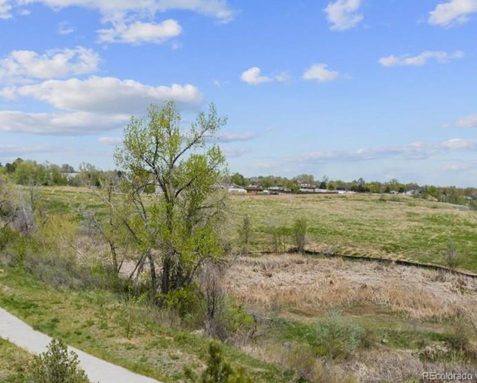 Image 34 of property listing at 1440 W 67th Avenue, Denver, CO 80221