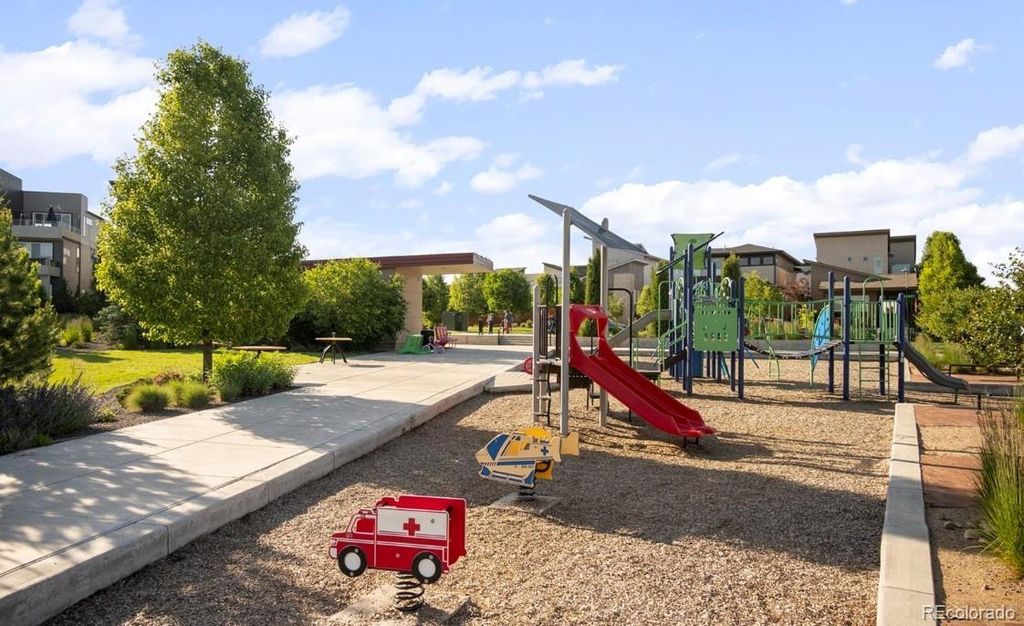 Image 36 of property listing at 1440 W 67th Avenue, Denver, CO 80221