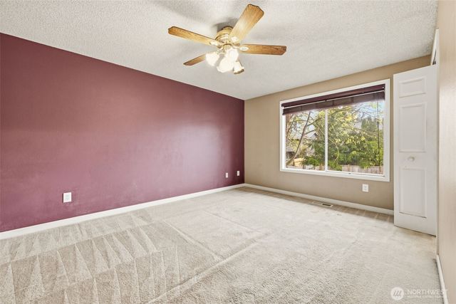 12522 SE 217th Place, Kent, WA 98031