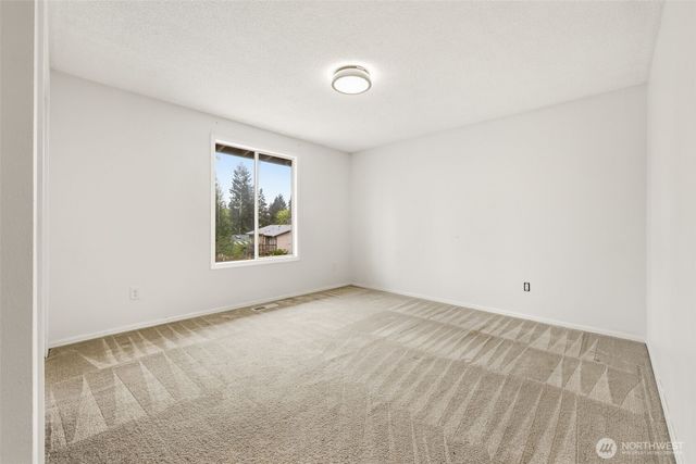 12522 SE 217th Place, Kent, WA 98031