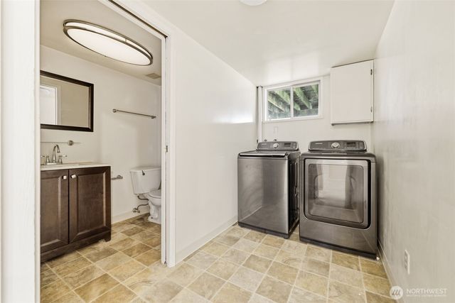 12522 SE 217th Place, Kent, WA 98031