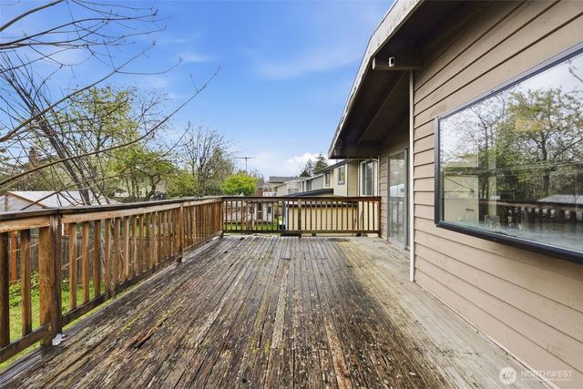 12522 SE 217th Place, Kent, WA 98031