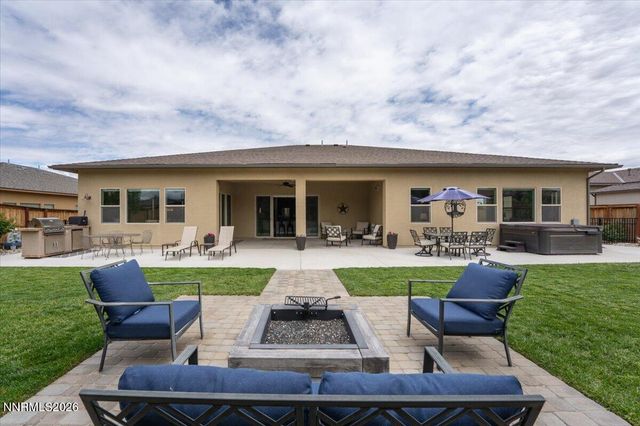 784 Grey Hawk Drive, Fernley, NV 89408