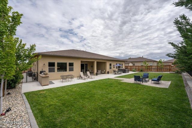 784 Grey Hawk Drive, Fernley, NV 89408