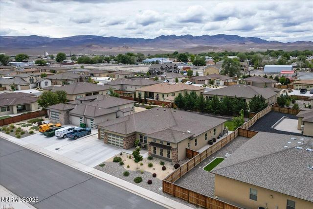 784 Grey Hawk Drive, Fernley, NV 89408