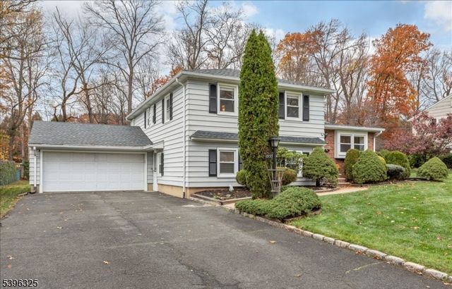 1933 Mary Ellen Ln, Scotch Plains Twp., NJ 07076