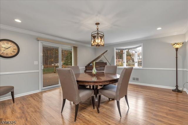 1933 Mary Ellen Ln, Scotch Plains Twp., NJ 07076