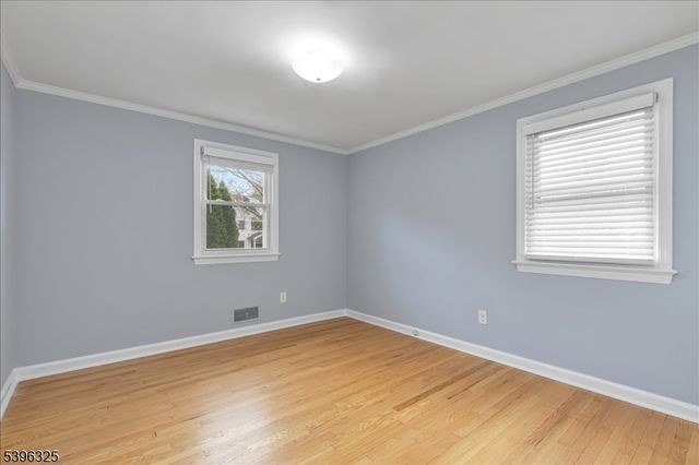 1933 Mary Ellen Ln, Scotch Plains Twp., NJ 07076