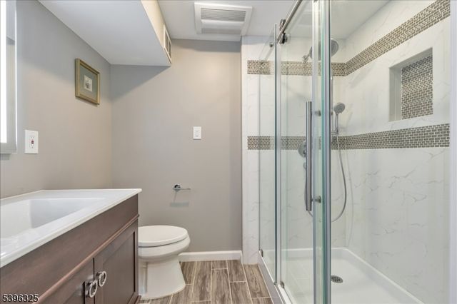 1933 Mary Ellen Ln, Scotch Plains Twp., NJ 07076