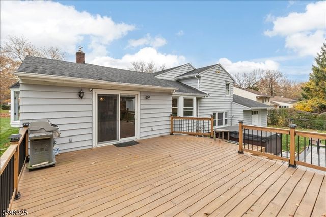 1933 Mary Ellen Ln, Scotch Plains Twp., NJ 07076