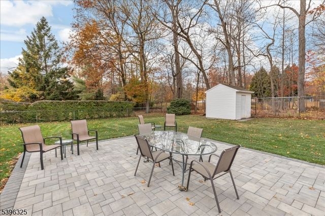 1933 Mary Ellen Ln, Scotch Plains Twp., NJ 07076