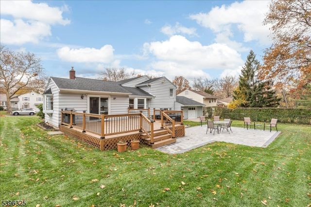 1933 Mary Ellen Ln, Scotch Plains Twp., NJ 07076