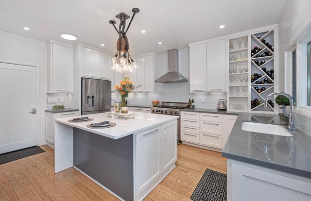 3852 El Ricon Way, Sacramento, CA 95864