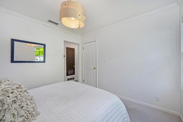 3852 El Ricon Way, Sacramento, CA 95864