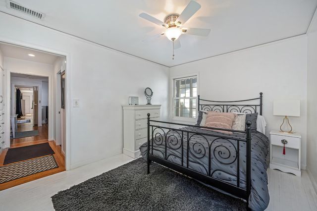 3852 El Ricon Way, Sacramento, CA 95864