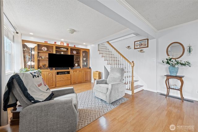 320 Coal Avenue, Carbonado, WA 98323