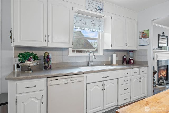320 Coal Avenue, Carbonado, WA 98323