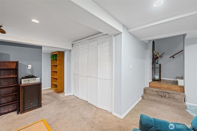 320 Coal Avenue, Carbonado, WA 98323