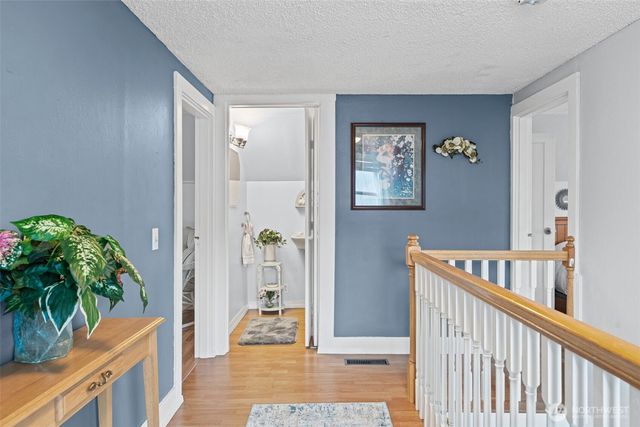 320 Coal Avenue, Carbonado, WA 98323