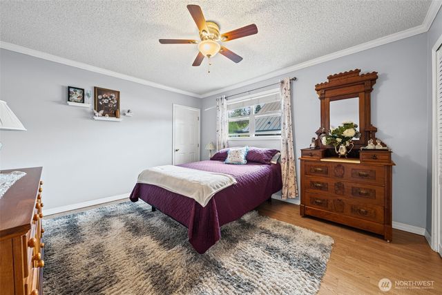 320 Coal Avenue, Carbonado, WA 98323