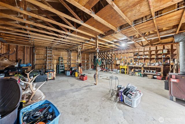320 Coal Avenue, Carbonado, WA 98323