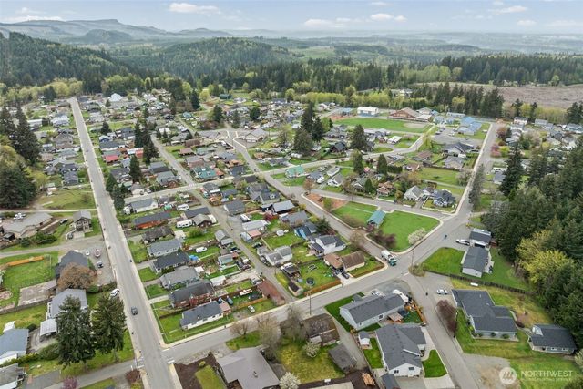 320 Coal Avenue, Carbonado, WA 98323