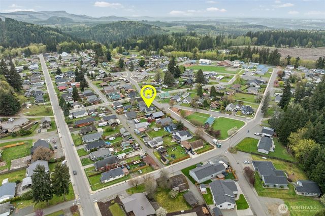 320 Coal Avenue, Carbonado, WA 98323