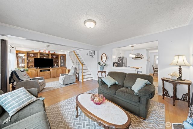 320 Coal Avenue, Carbonado, WA 98323
