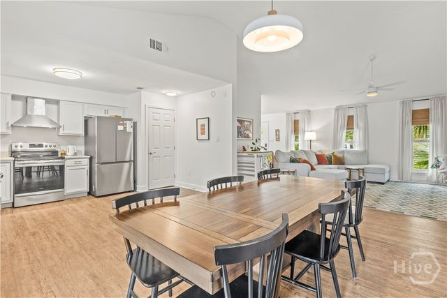 911 Juanita Street, Savannah, GA 31410