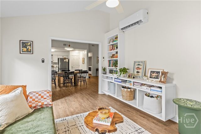 911 Juanita Street, Savannah, GA 31410