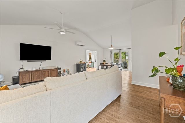 911 Juanita Street, Savannah, GA 31410