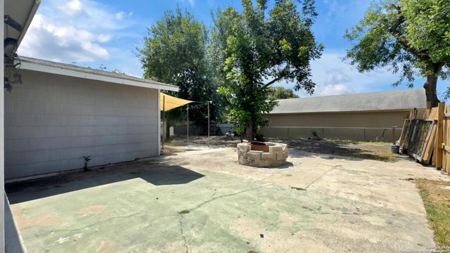 6038 SANDWICK DR, San Antonio, TX 78238