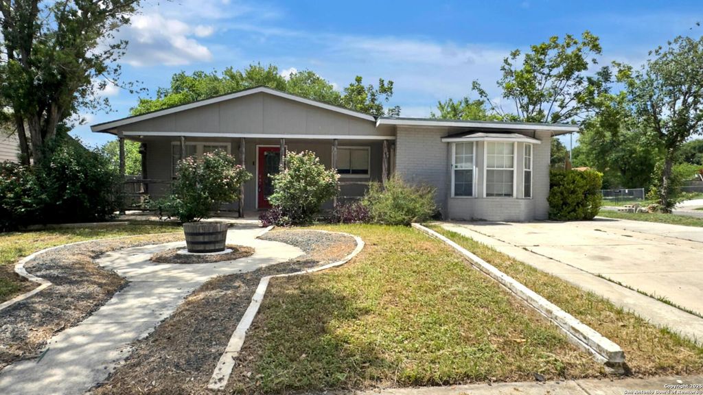 6038 SANDWICK DR, San Antonio, TX 78238