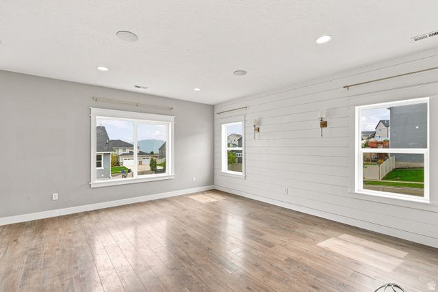 3256 S IRON HILL CIR, Saratoga Springs, UT 84045