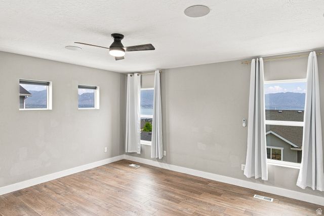 3256 S IRON HILL CIR, Saratoga Springs, UT 84045