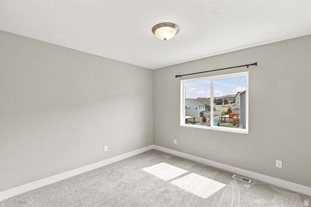 3256 S IRON HILL CIR, Saratoga Springs, UT 84045