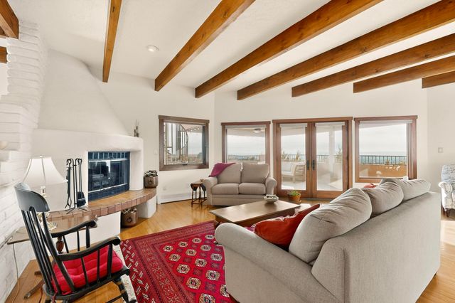 42 Cedar Hill Place NE, Albuquerque, NM 87122